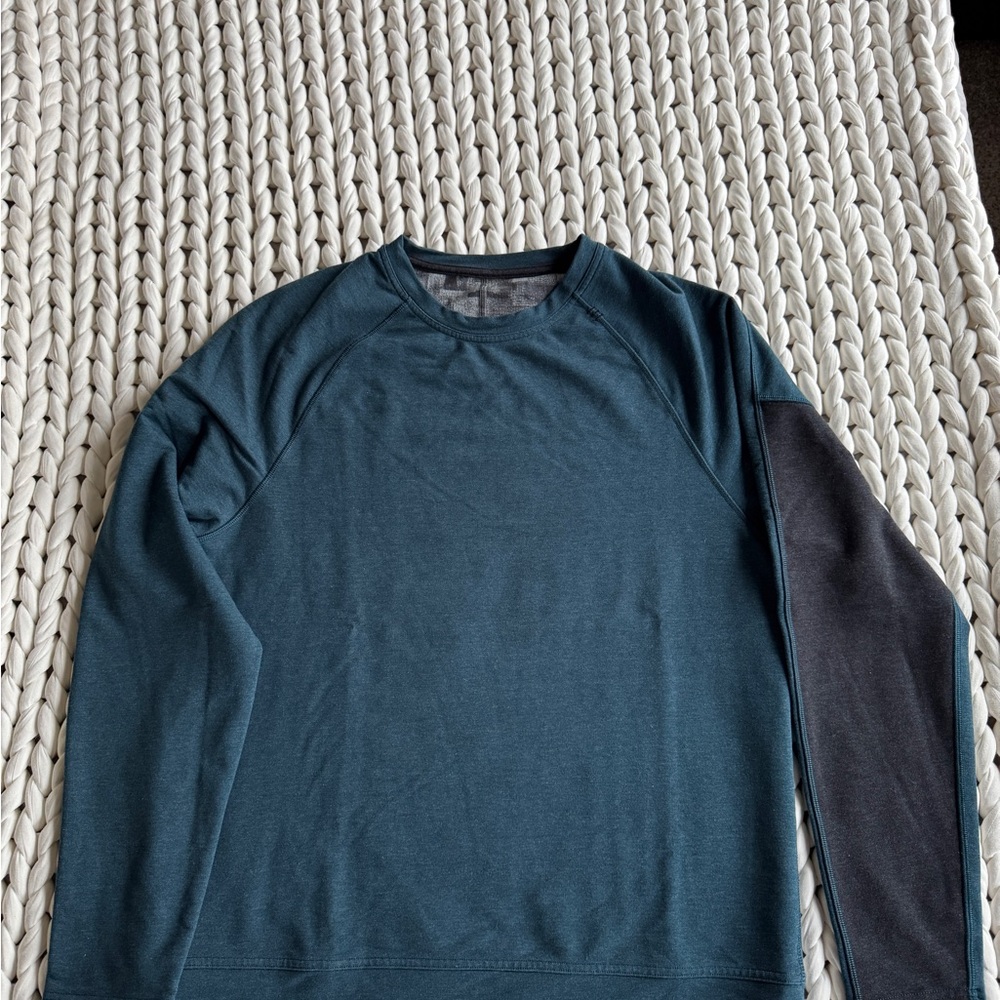 Lululemon Pave Crew Alberta Lake Size Large NWOT - Picture 2 of 8